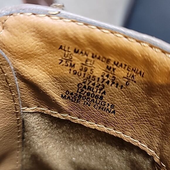 BRAND NEW I LOVE COMFORT VINTAGE ROUND TOE CROSSOVER BUCKLE STRAP ANKLE BOOTIES - Picture 14 of 16